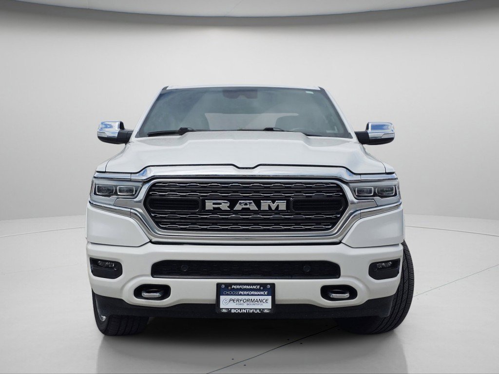 Used 2022 RAM 1500 Limited w/ Body-Colour Bumper Group AWD/4WD image 3
