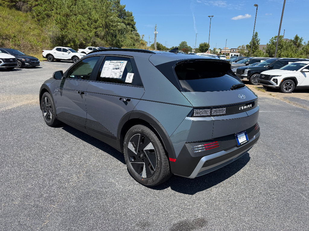New 2027 Hyundai Ioniq 5 SEL RWD image 6