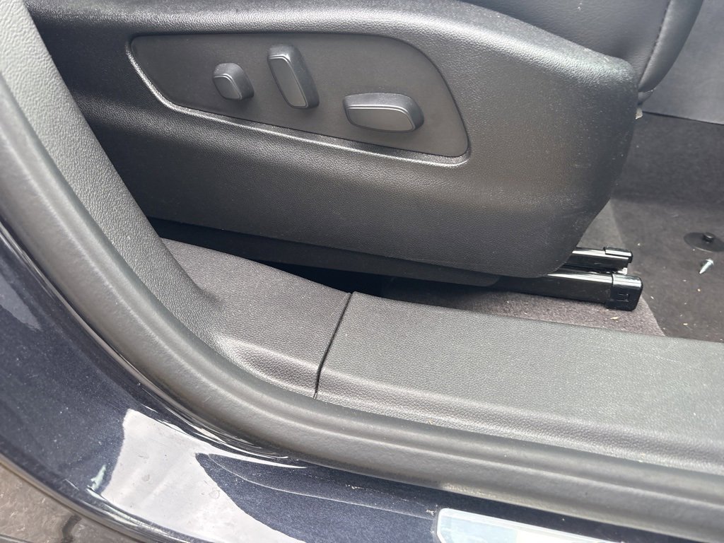 Used 2023 Cadillac XT4 Premium Luxury w/ Cold Weather Package image 46