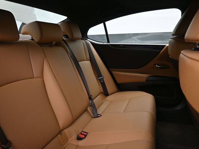 Used 2021 Lexus ES 250 w/ Premium Package image 10