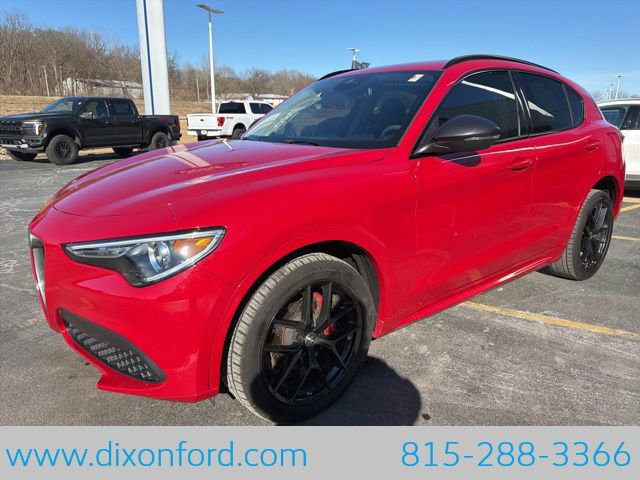 Used 2020 Alfa Romeo Stelvio Sport w/ Quick Order Package 22J Sport image 3