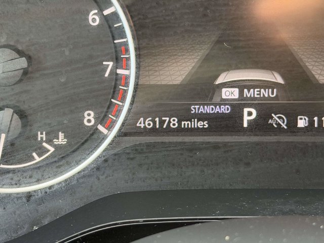 Used 2025 Nissan Pathfinder SV FWD image 27