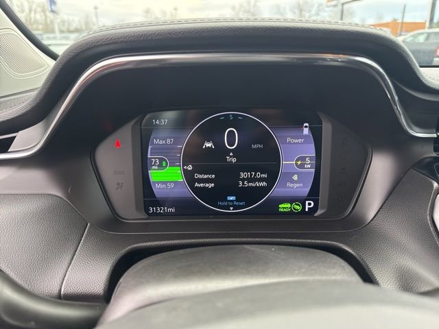 Used 2022 Chevrolet Bolt EUV LT w/ Comfort Package image 23