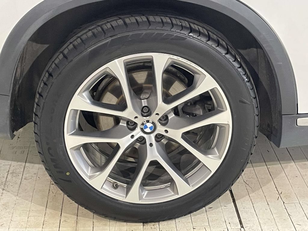 Used 2020 BMW X5 xDrive40i w/ Premium Package AWD/4WD image 15