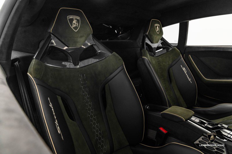 Used 2024 Lamborghini Huracan Sterrato image 49