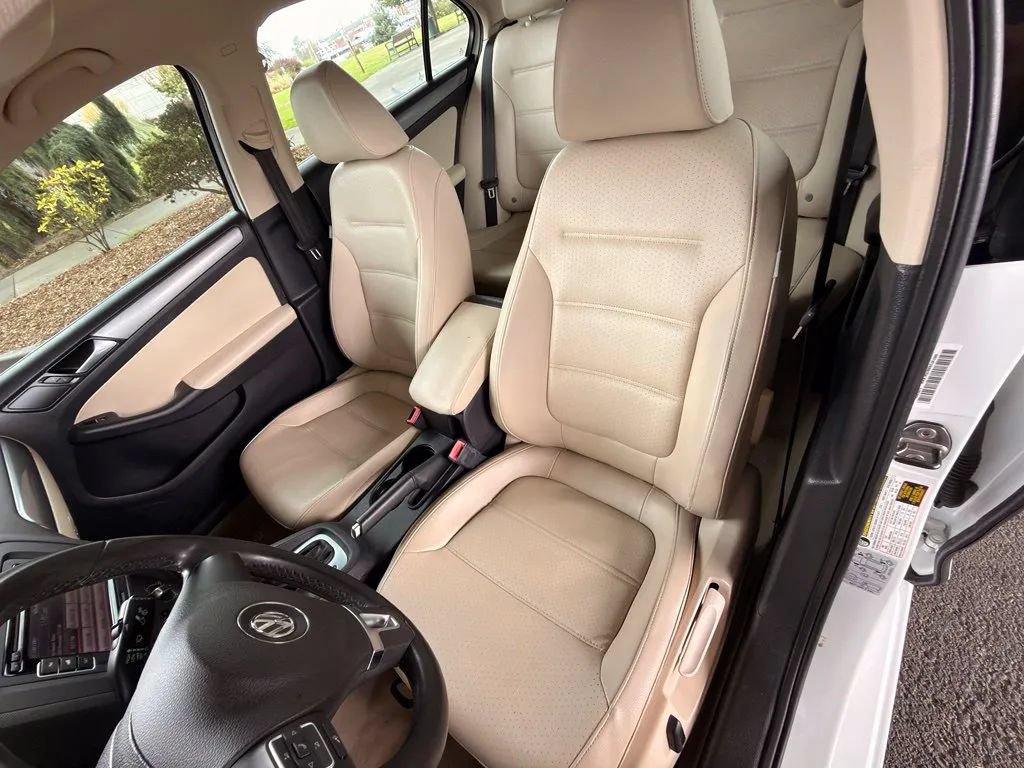 Used 2014 Volkswagen Jetta TDI FWD image 20