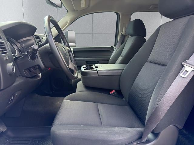 Used 2011 GMC Sierra 2500 SLE w/ SLE Preferred Package AWD/4WD image 29