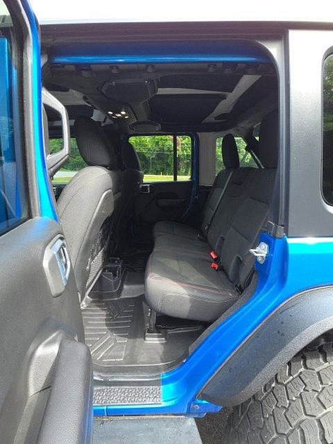 Used 2021 Jeep Wrangler Unlimited Rubicon AWD/4WD image 30