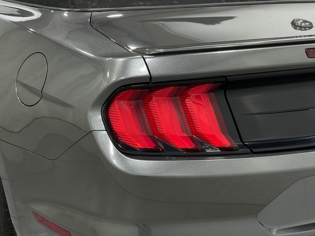 Used 2018 Ford Mustang Premium image 33