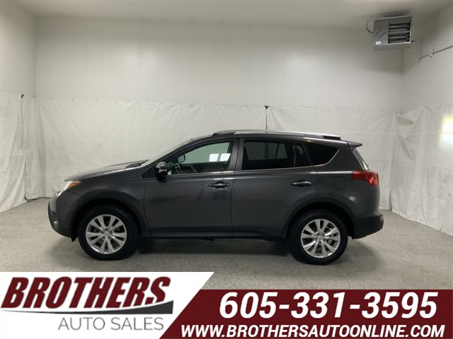 Used 2015 Toyota RAV4 Limited w/ Technology Package AWD/4WD video 1