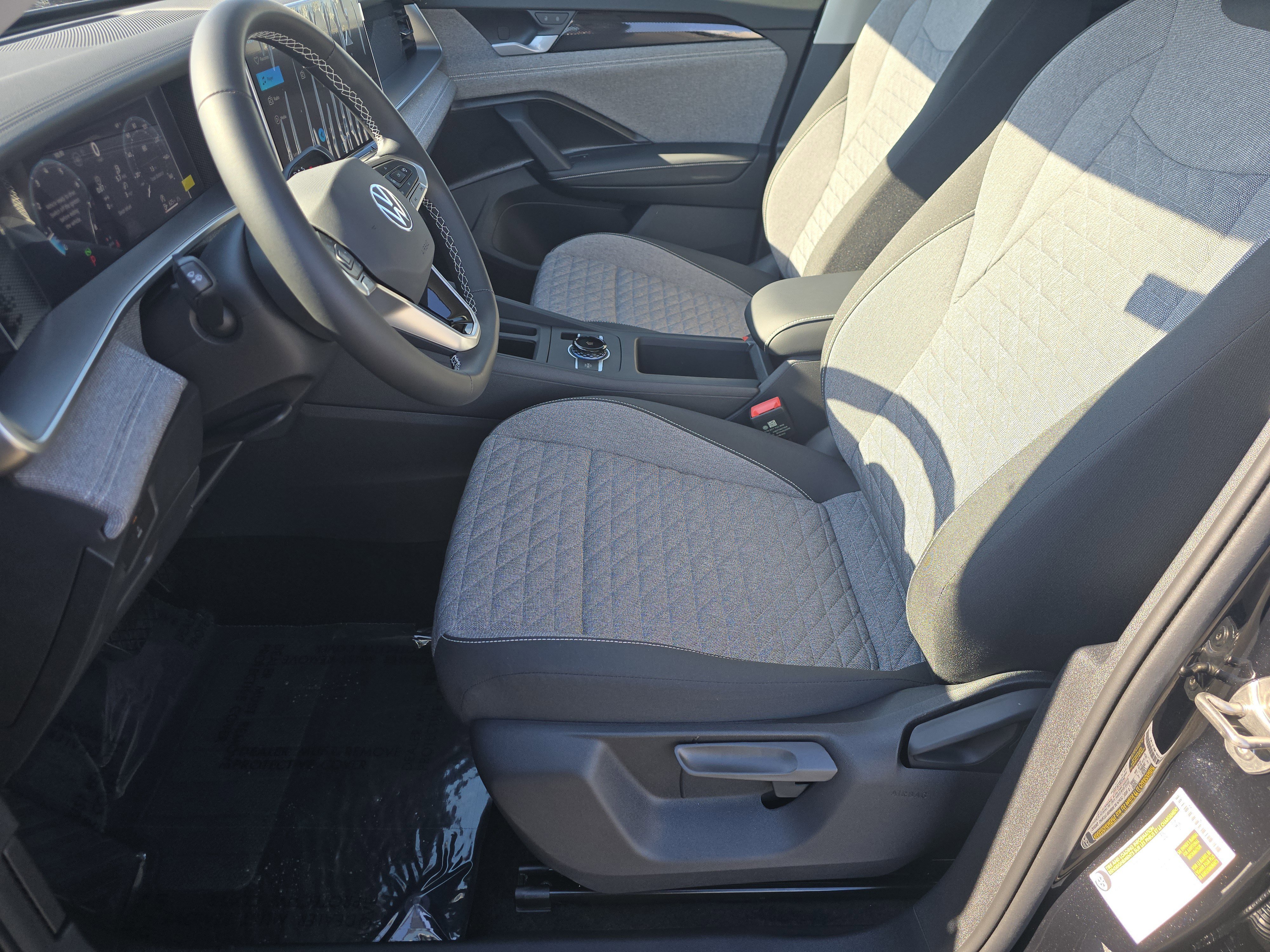 New 2026 Volkswagen Tiguan S image 17