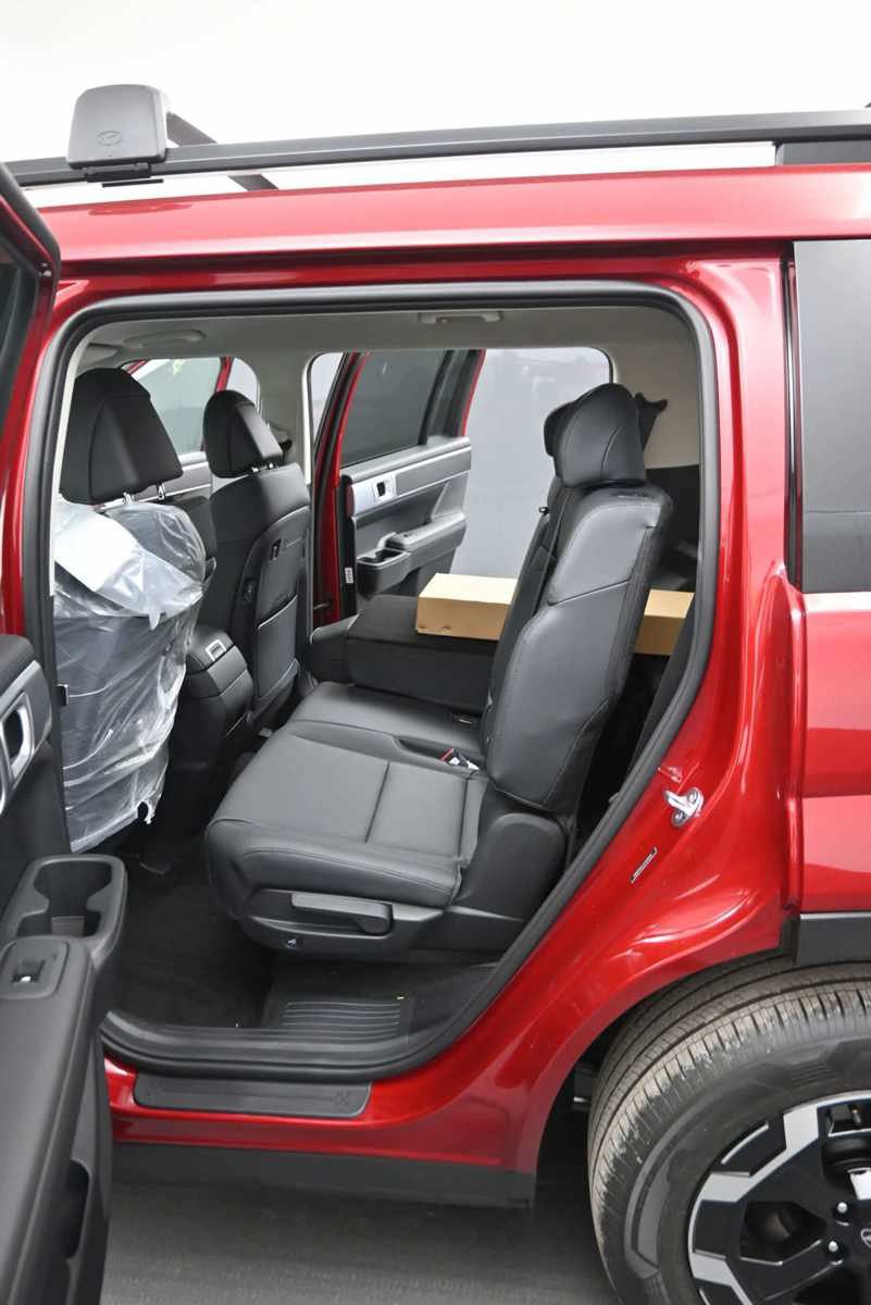 New 2026 Hyundai Santa Fe SEL FWD image 14