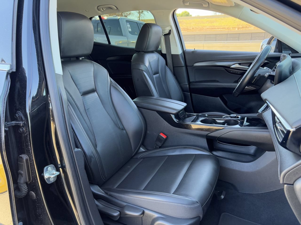 Used 2024 Buick Envision Preferred AWD/4WD image 30