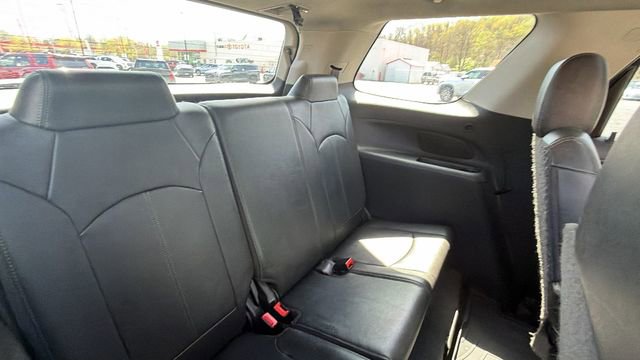 Used 2016 GMC Acadia SLT w/ Open Road Package AWD/4WD image 34