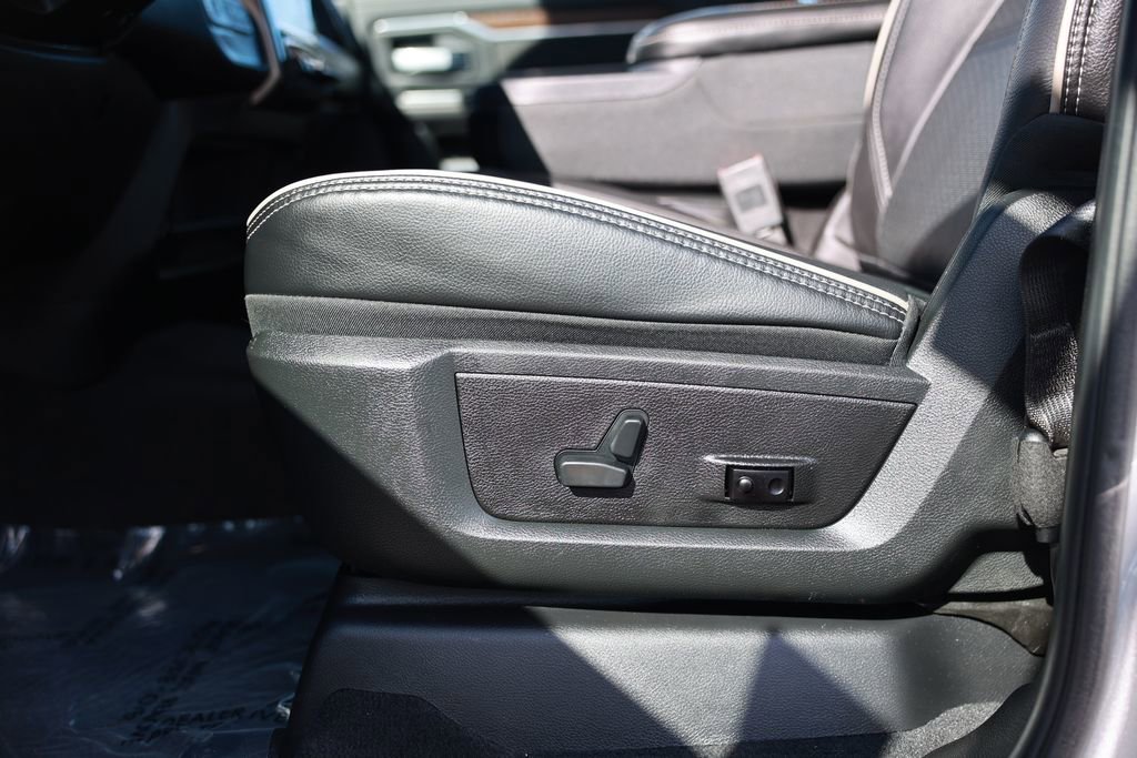 Used 2024 RAM 2500 Laramie w/ Safety Group image 19