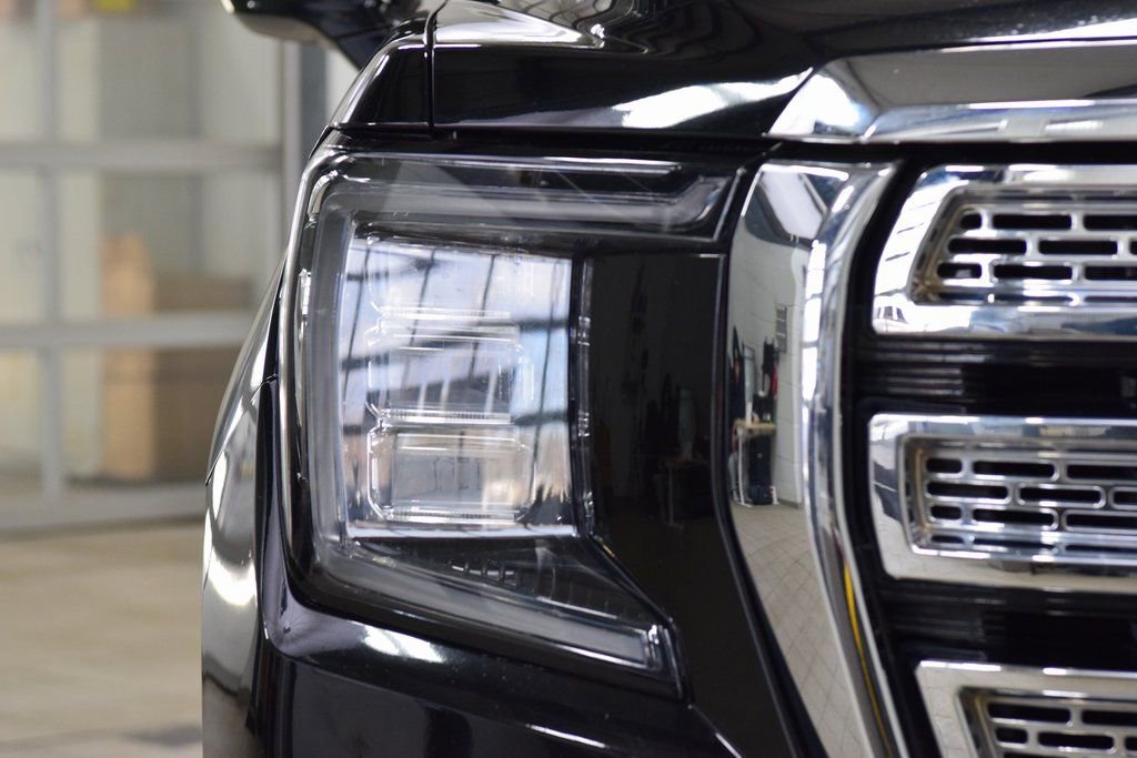 Used 2021 GMC Yukon SLT image 10