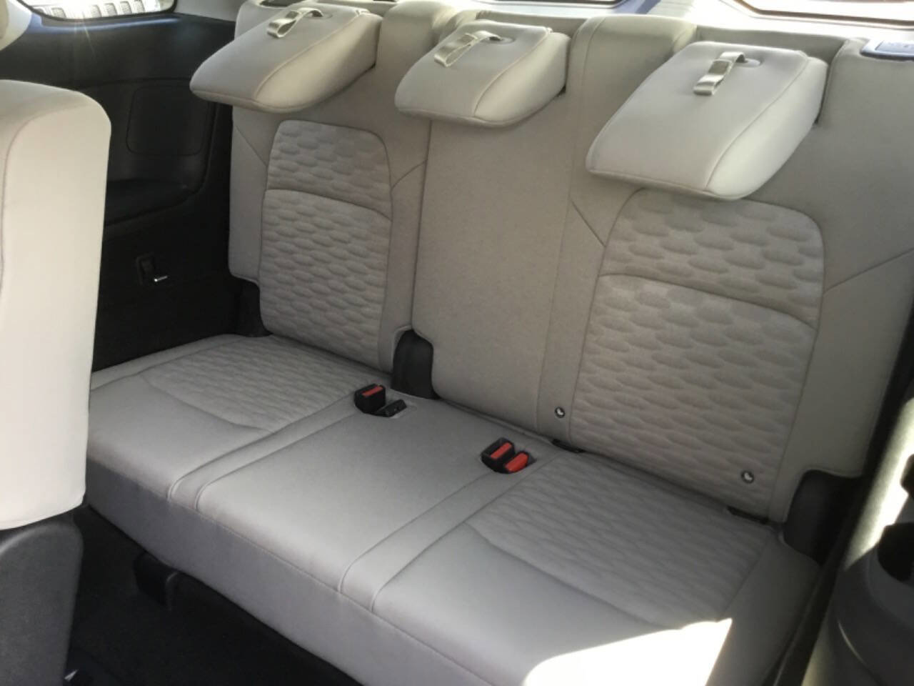 Used 2022 Nissan Pathfinder SV image 5