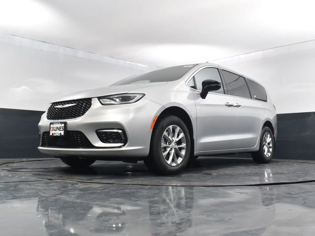 New 2026 Chrysler Pacifica Select image 49