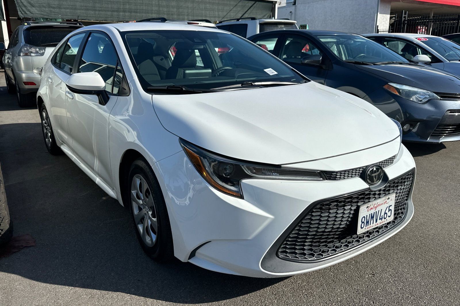 Used 2021 Toyota Corolla LE w/ Carpet Mat Package (TMS) FWD image 2