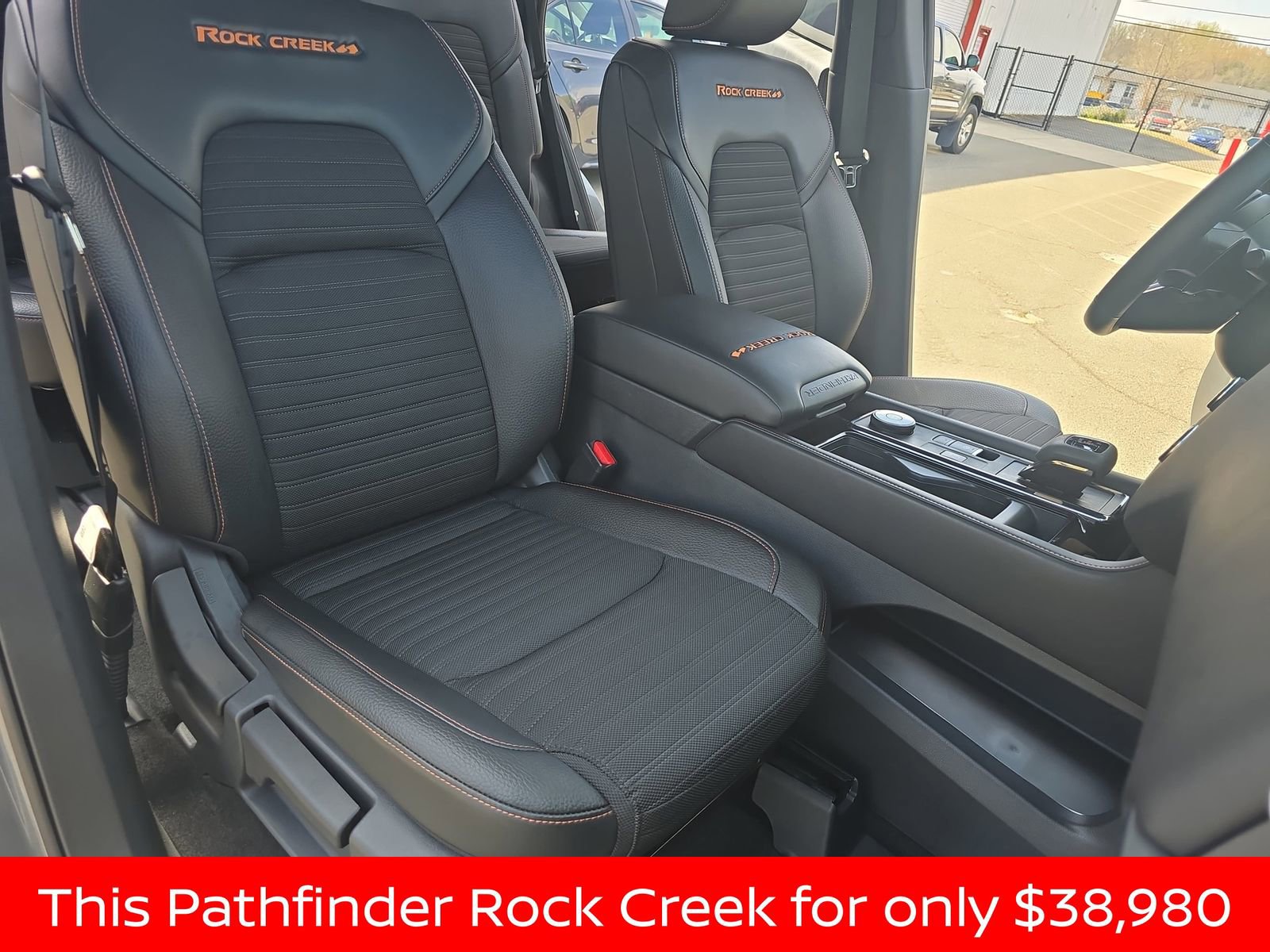 Used 2025 Nissan Pathfinder Rock Creek image 16