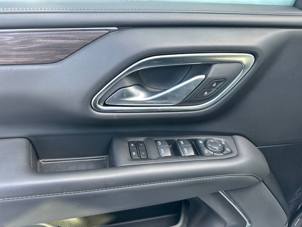 Used 2024 Chevrolet Tahoe Z71 w/ Luxury Package image 14