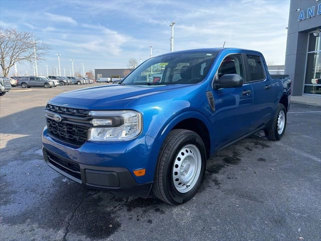 Used 2024 Ford Maverick XL image 2