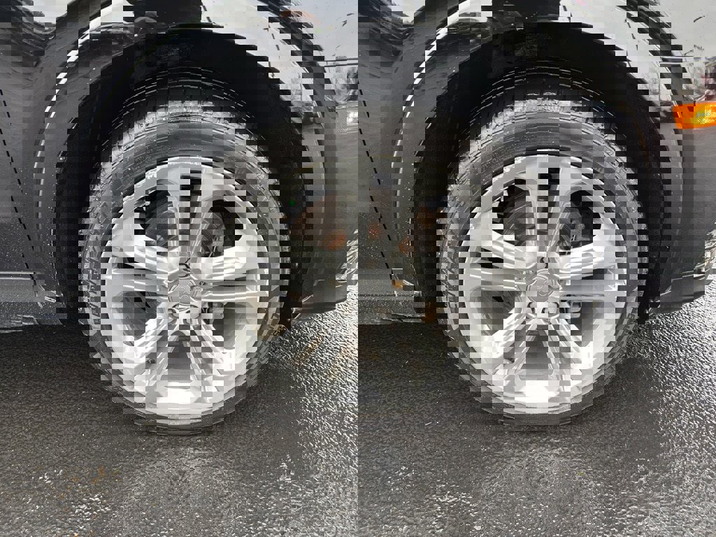 Used 2018 Audi Q3 2.0T Premium Plus w/ Premium Plus Package image 11