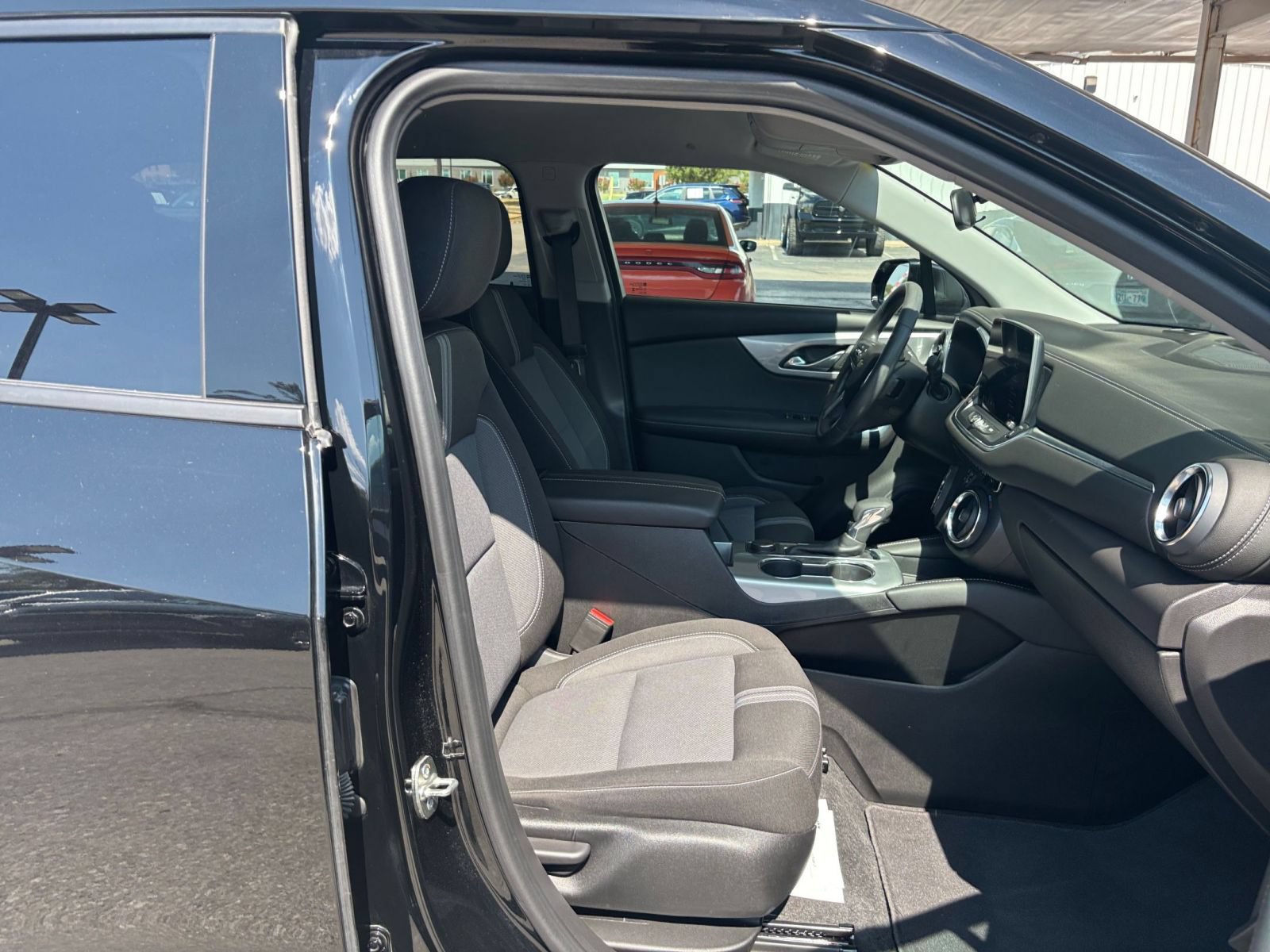 Used 2026 Chevrolet Blazer LT FWD image 37