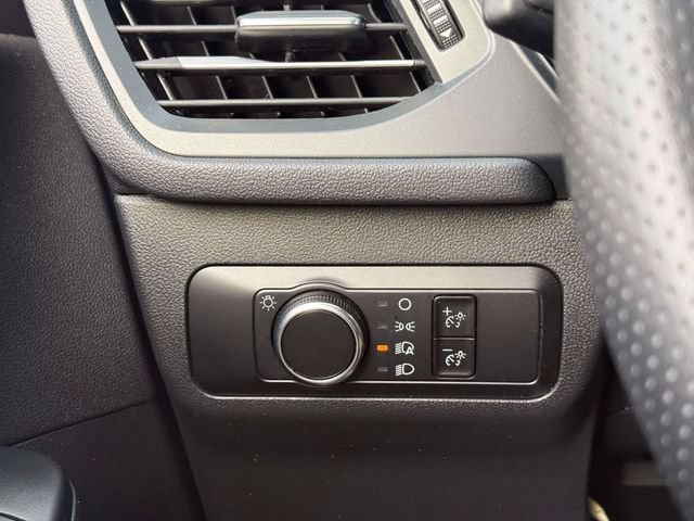 Used 2025 Ford Escape ST-Line FWD image 21