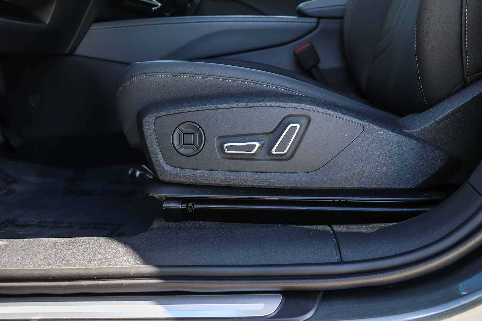 New 2026 Audi Q3 quattro 2.0T image 26