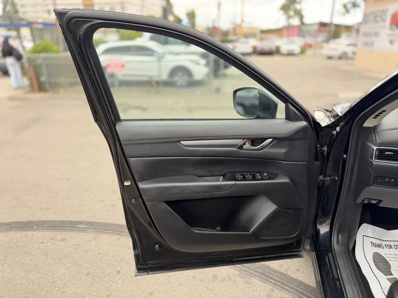 Used 2018 MAZDA CX-5 Touring w/ Preferred Equipment Package FWD image 19