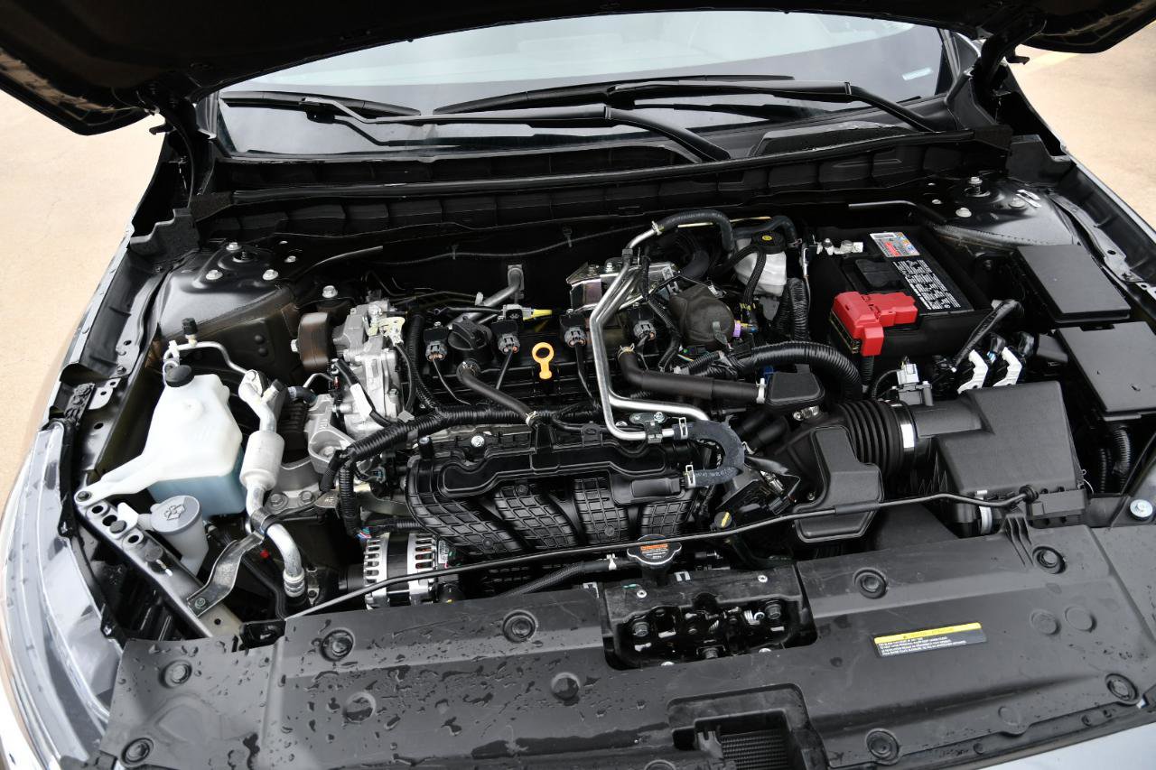 Used 2024 Nissan Altima 2.5 SV image 28