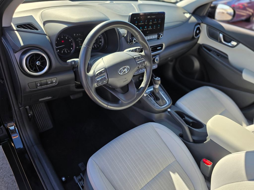 Certified 2023 Hyundai Kona SEL w/ Convenience Package image 20