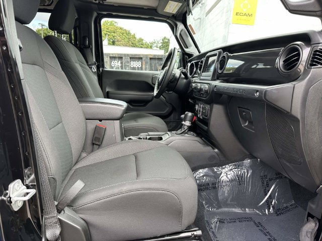 Certified 2022 Jeep Wrangler Unlimited Sport AWD/4WD image 24
