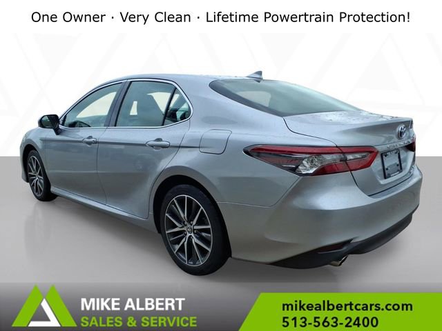 Used 2023 Toyota Camry XLE image 5