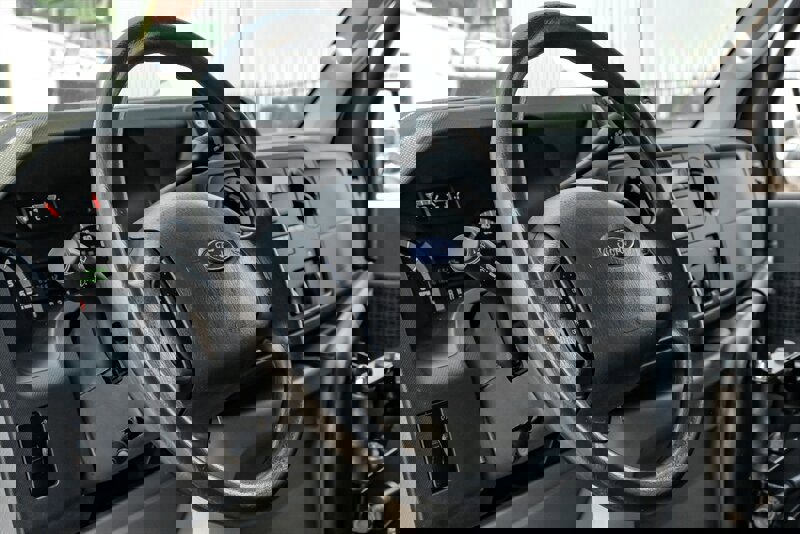 Used 2013 Ford E-350 and Econoline 350 Extended Super Duty w/ PWR Group image 16