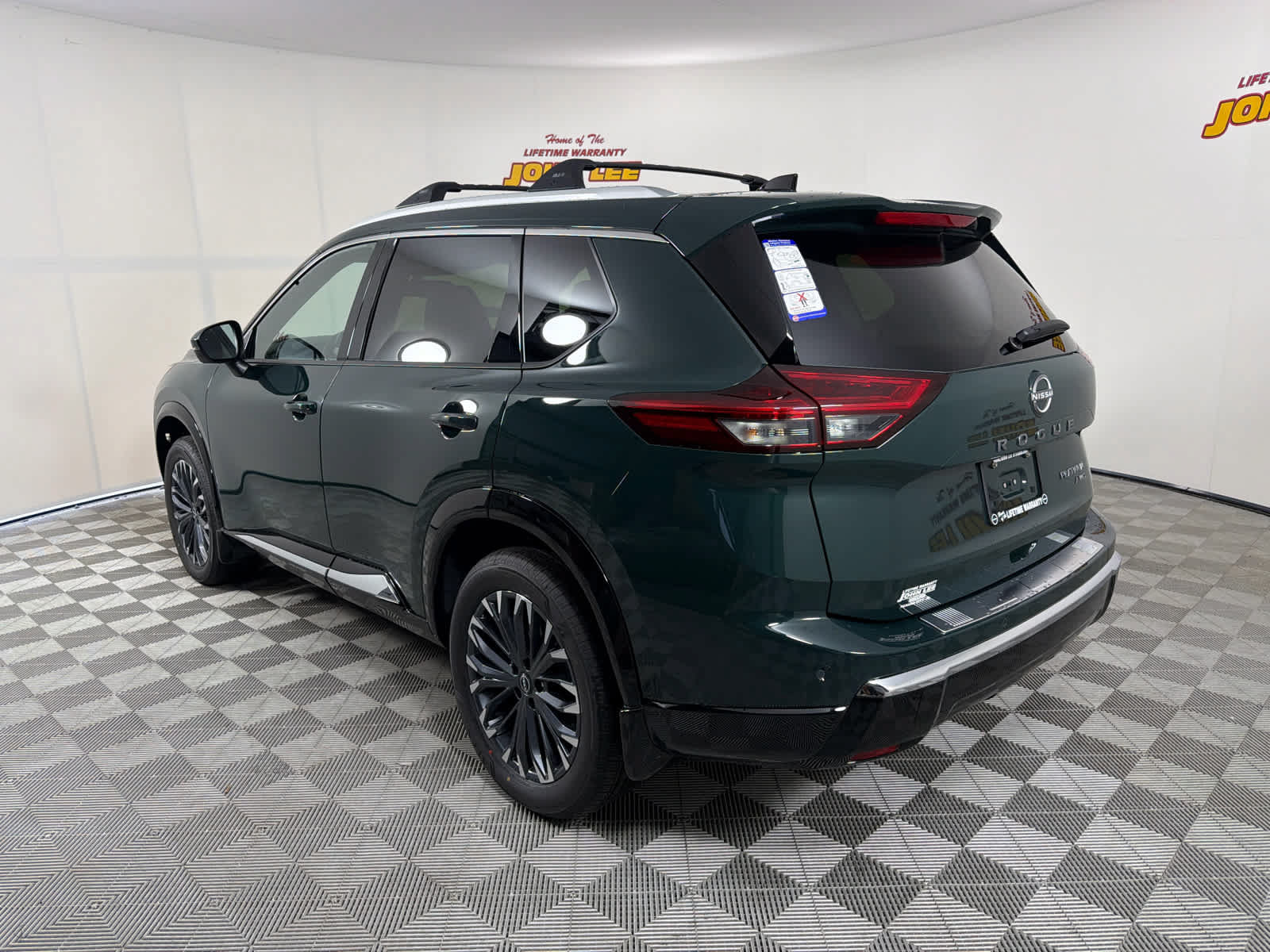 New 2026 Nissan Rogue Platinum w/ Platinum Premium Package AWD/4WD image 3