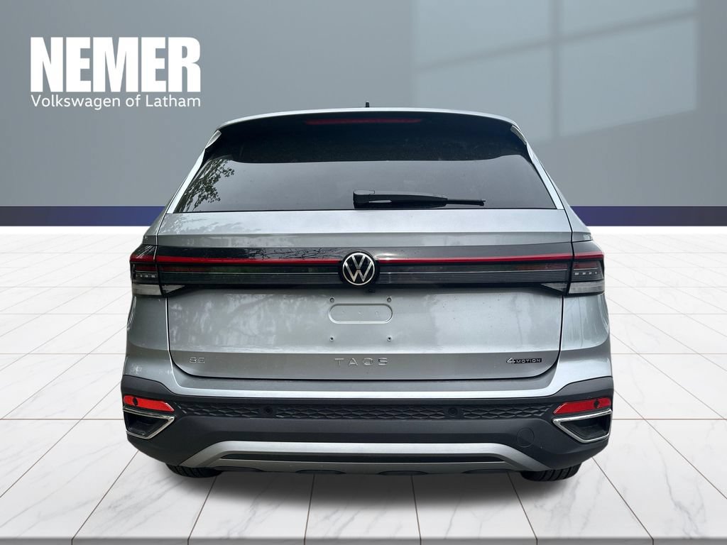 New 2026 Volkswagen Taos SE AWD/4WD image 3