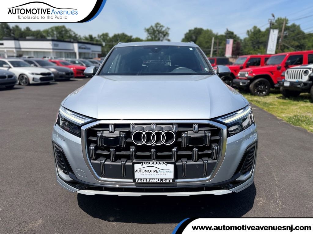 Used 2025 Audi Q7 3.0T Premium Plus