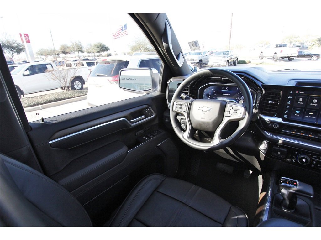 Used 2025 Chevrolet Silverado 1500 High Country w/ High Country Premium Package image 6