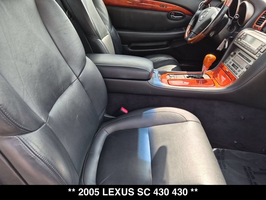Used 2005 Lexus SC 430 Convertible w/ Preferred Accessory Pkg RWD image 23