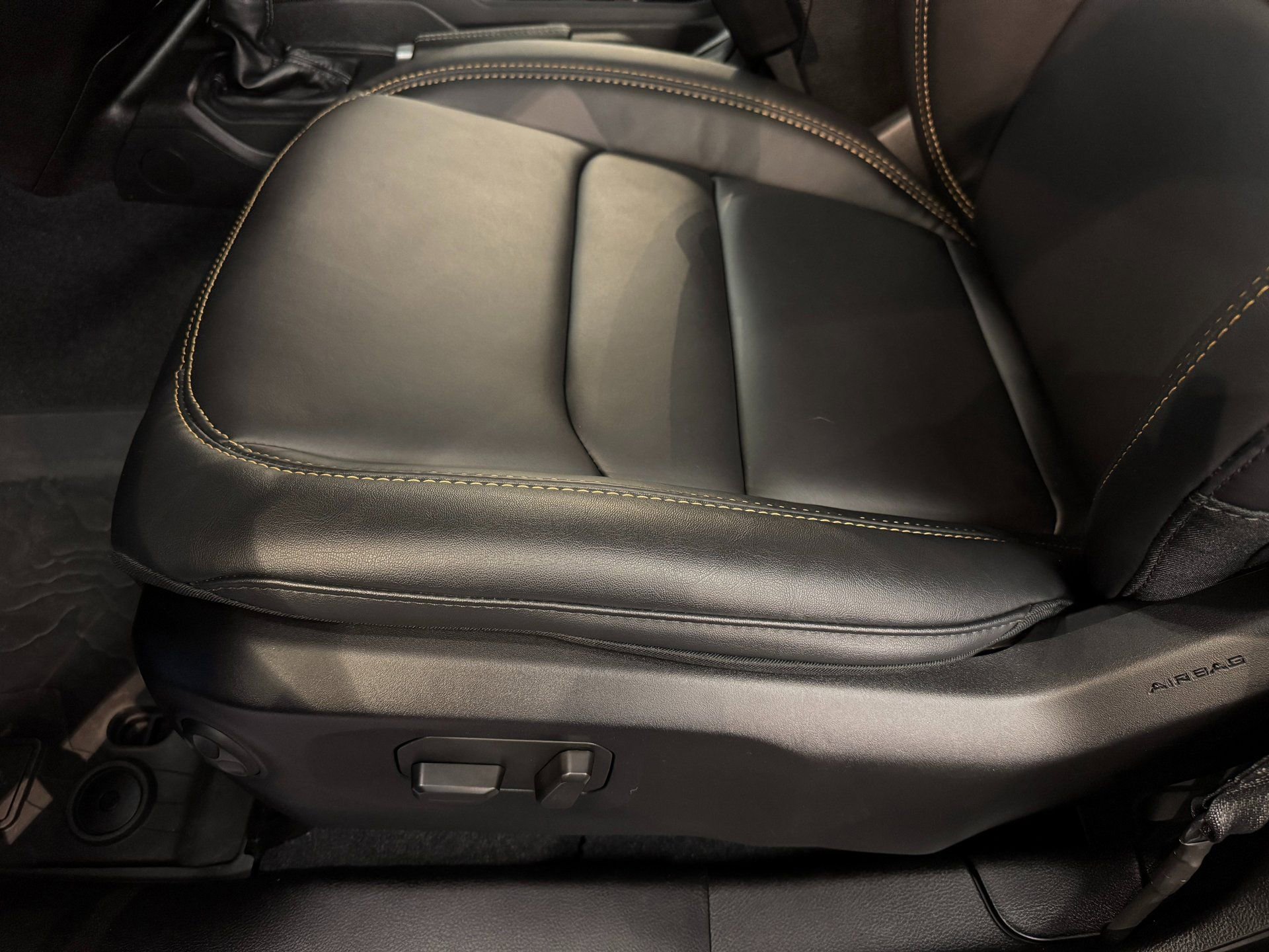 Used 2024 Jeep Wrangler Unlimited Rubicon 392 image 30