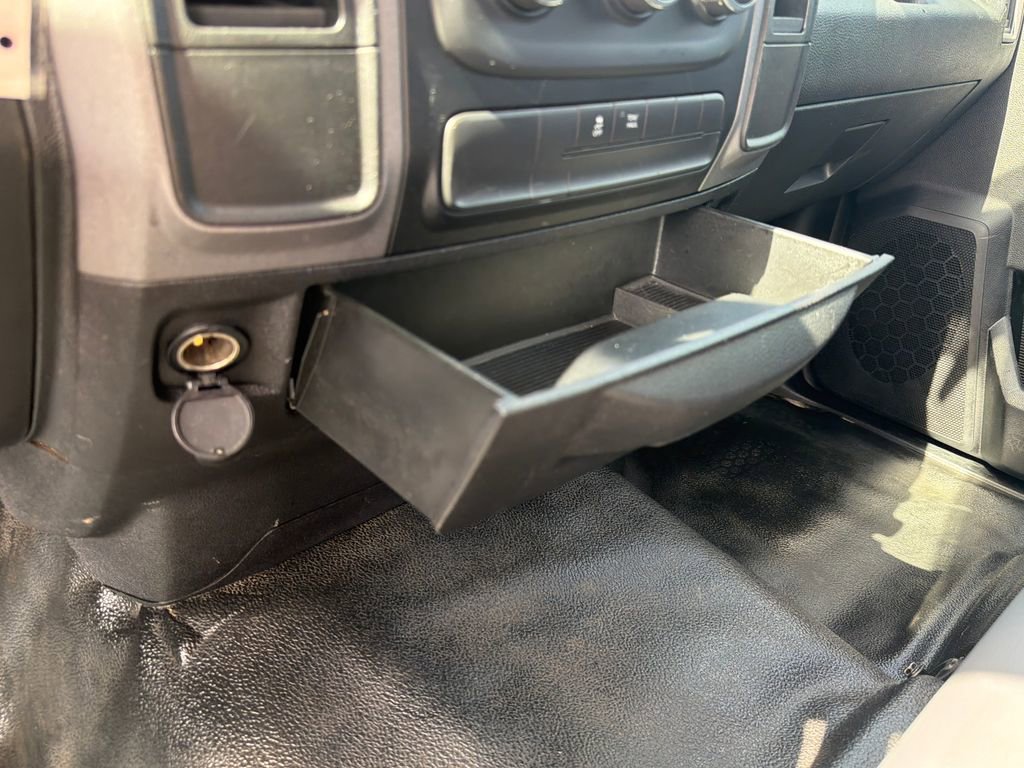 Used 2014 RAM 1500 Tradesman RWD image 25