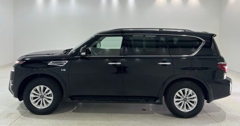 Used 2021 Nissan Armada SV RWD image 2
