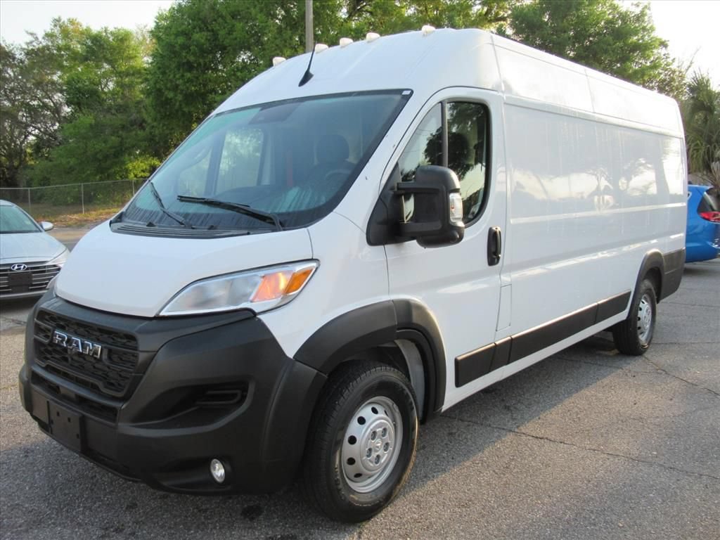 Used 2023 RAM ProMaster 3500 w/ Driver Convenience Group FWD image 3