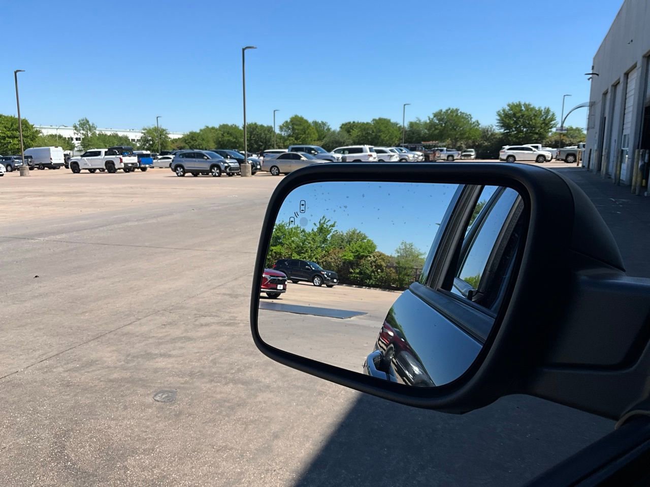 Used 2019 Ford Explorer XLT w/ Equipment Group 202A image 20