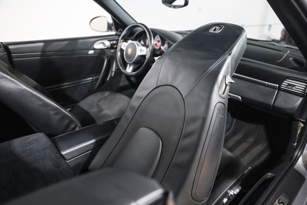 Used 2012 Porsche 911 Turbo S AWD/4WD image 24