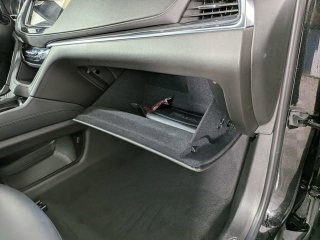 Certified 2022 Cadillac XT5 Premium Luxury FWD image 34