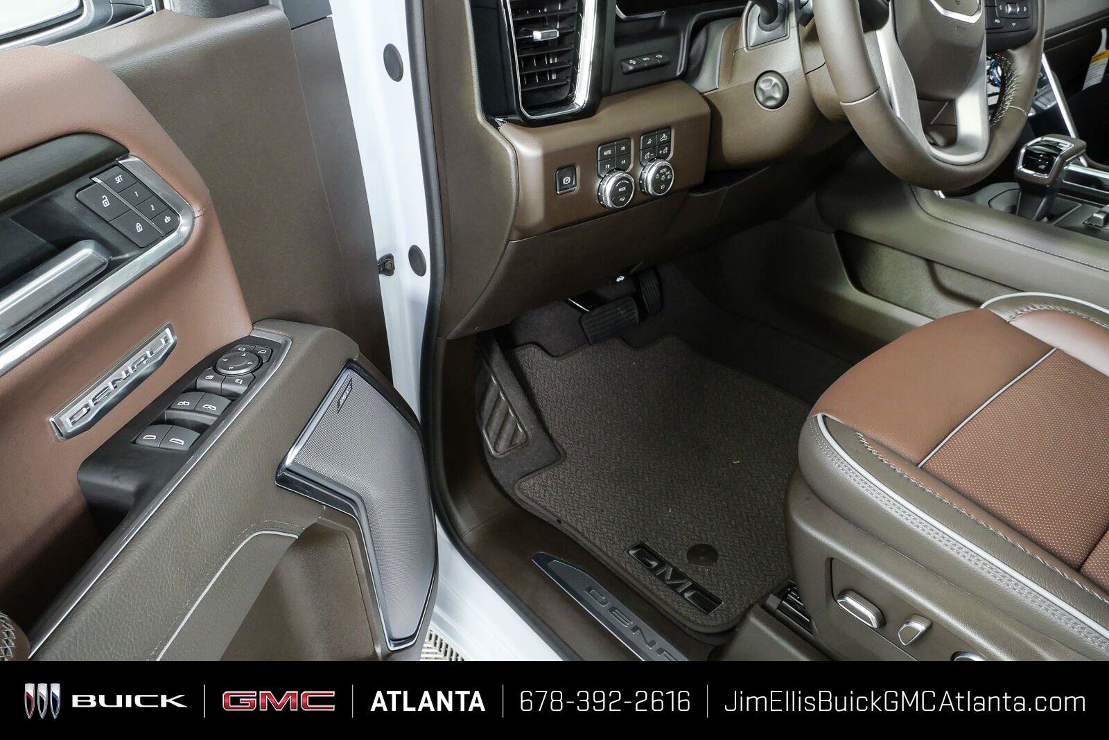 New 2026 GMC Sierra 1500 Denali AWD/4WD image 9