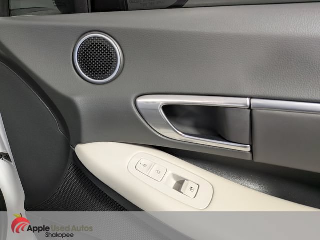 Used 2023 Hyundai Sonata SEL w/ Convenience Package FWD image 32